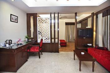 Hotel Oyo Premium Pitampura Neu-Delhi Exterior foto